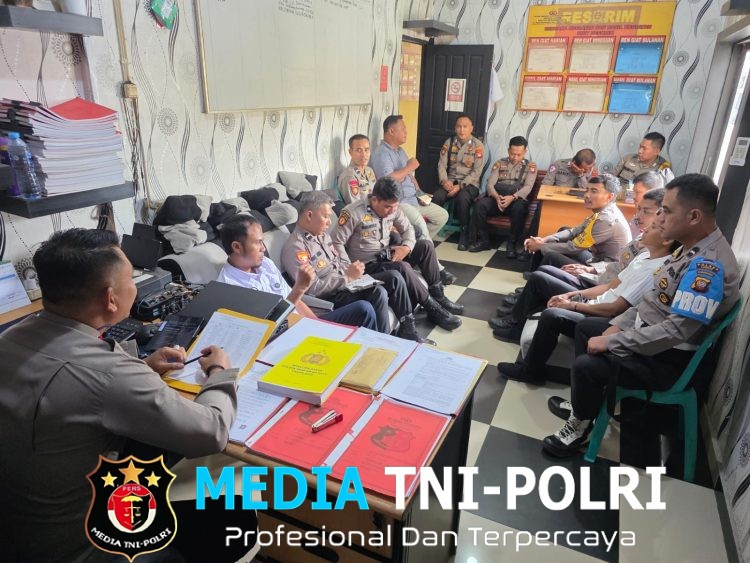 Tatap Muka Perdana Kapolsek Mempawah Hulu Bersama Seluruh Personel dan Polsubsektor Sompak