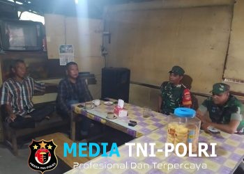 Babinsa Koramil 06 Batuwarno Aktif Jalin Komunkasi Sosial Dengan Warga