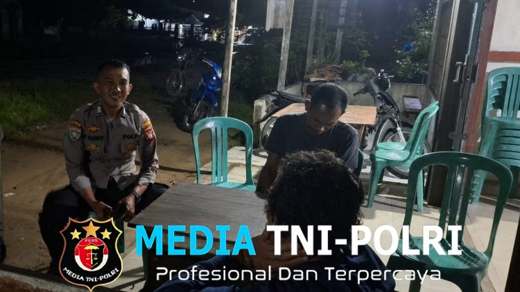 Patroli Malam Rutin, Personel Polsek Menjalin Ciptakan Situasi Kamtibmas Kondusif