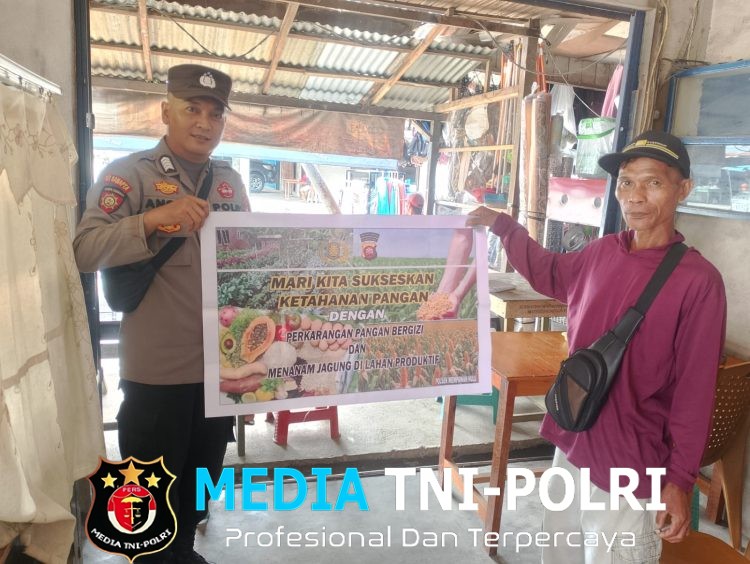 Personel Polsek Mempawah Hulu Gencar Sosialisasikan Ketahanan Pangan Kepada Masyarakat