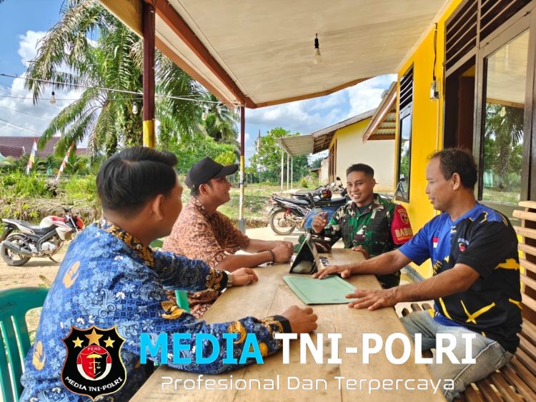 Babinsa Koramil 420-08/Tabir Pererat Silaturahmi Lewat Komsos Bersama Warga Sungai Bulian