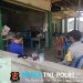 Bhabinkamtibmas Polsek Meranti Jalin Silaturahmi Bersama Warga di Warung, Sampaikan Himbauan Kamtibmas