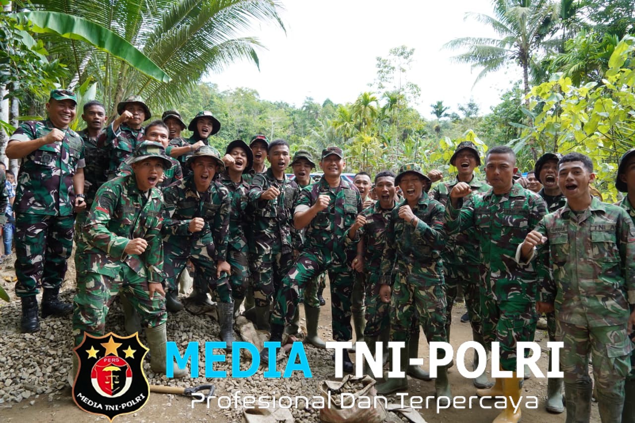 Pangdam I/BB Tinjau Pembangunan Jembatan Perintis Sungai Hou di Nias