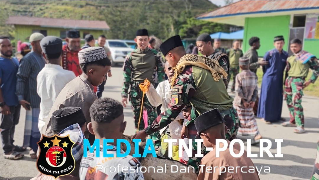 Merajut Kebersamaan di Hari Raya Idul Adha 1447 H, Satgas Yonif 521/DY Rayakan Momen Penuh Hikmah di Masjid Al Aqsa dan Serahkan Hewan Kurban Bersama Warga Distrik Walesi