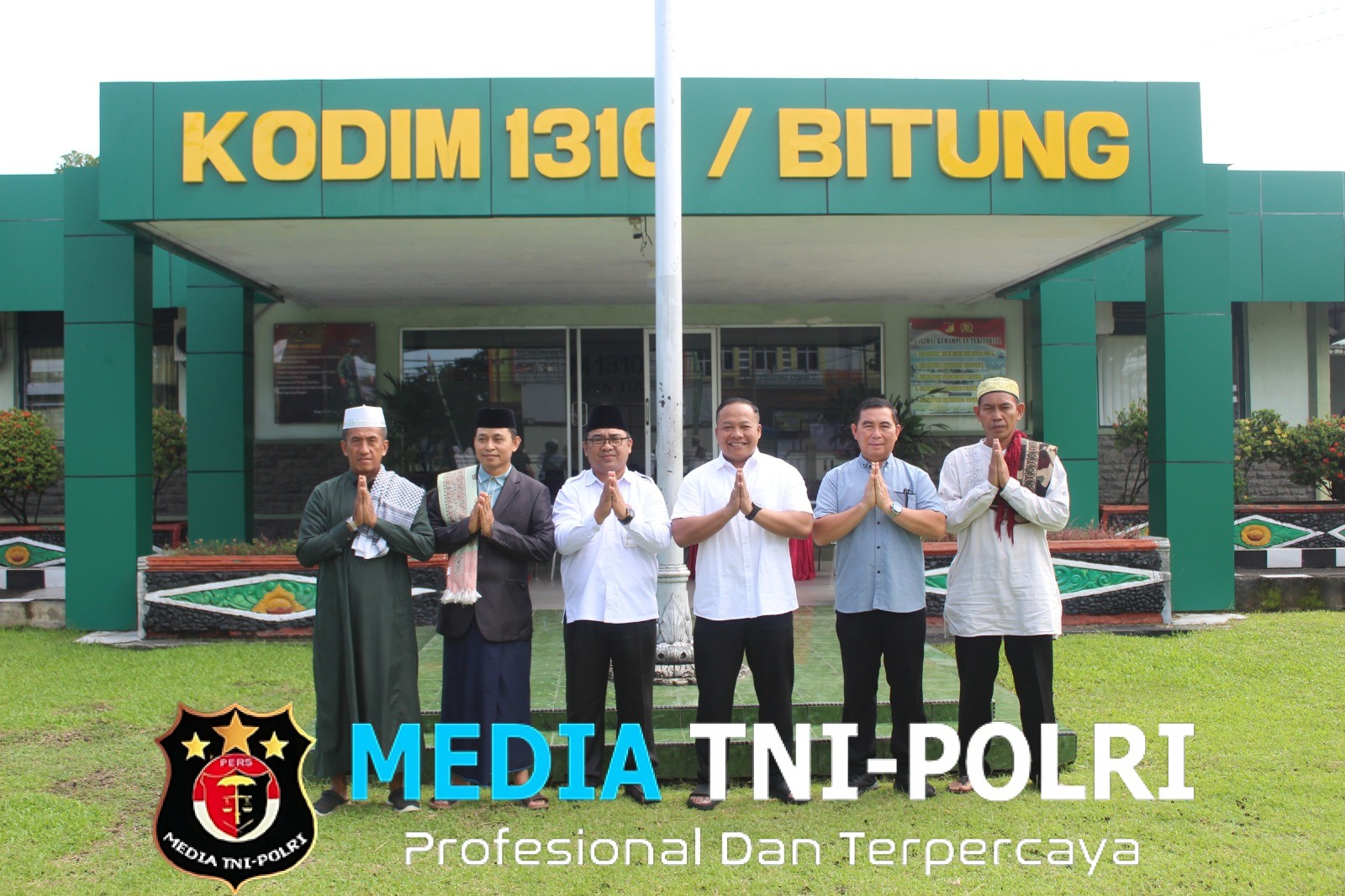 Momentum Perkuat Iman dan Pererat Hubungan Silaturahmi TNI dan Masyarakat, Kodim 1310/Bitung Gelar Sholat Idul Adha 1447 H dan Serahkan Hewan Qurban