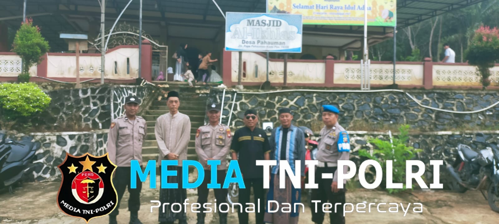 Sinergitas TNI-Polri Amankan Sholat Idul Adha di Pahauman, Jamaah Beribadah Khusyuk