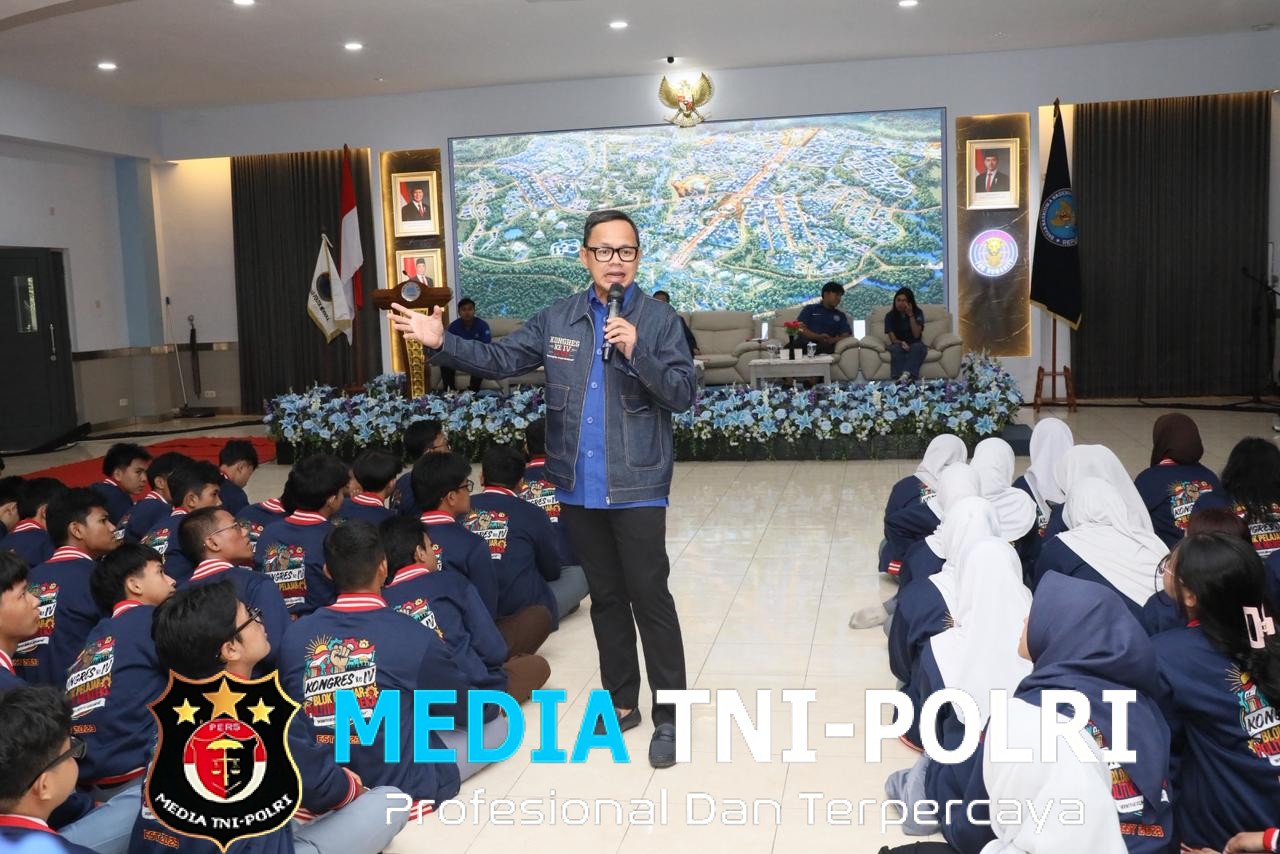 Songsong Indonesia Emas 2045, Wamendagri Bima Ajak Generasi Muda Tingkatkan Kualitas Diri