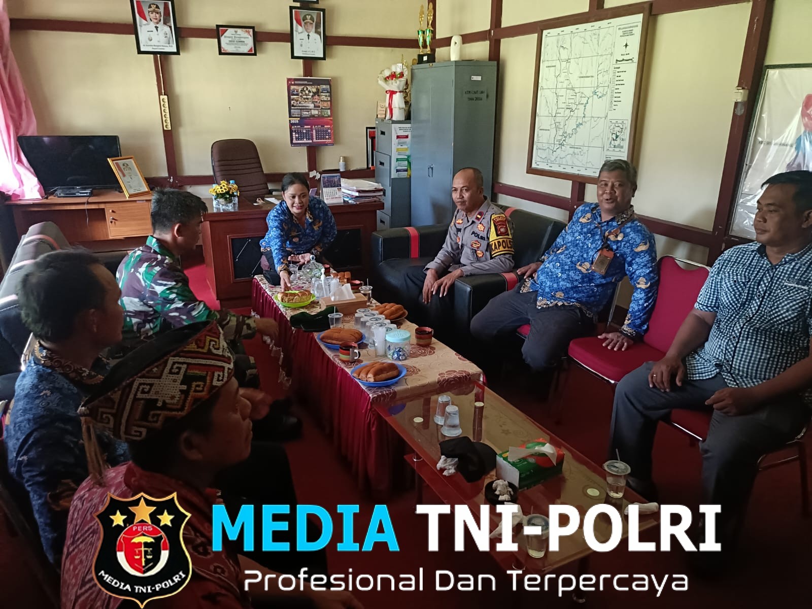 Silaturahmi di Kantor Camat, Kapolsek Sebangki Bangun Kolaborasi untuk Kemajuan Daerah
