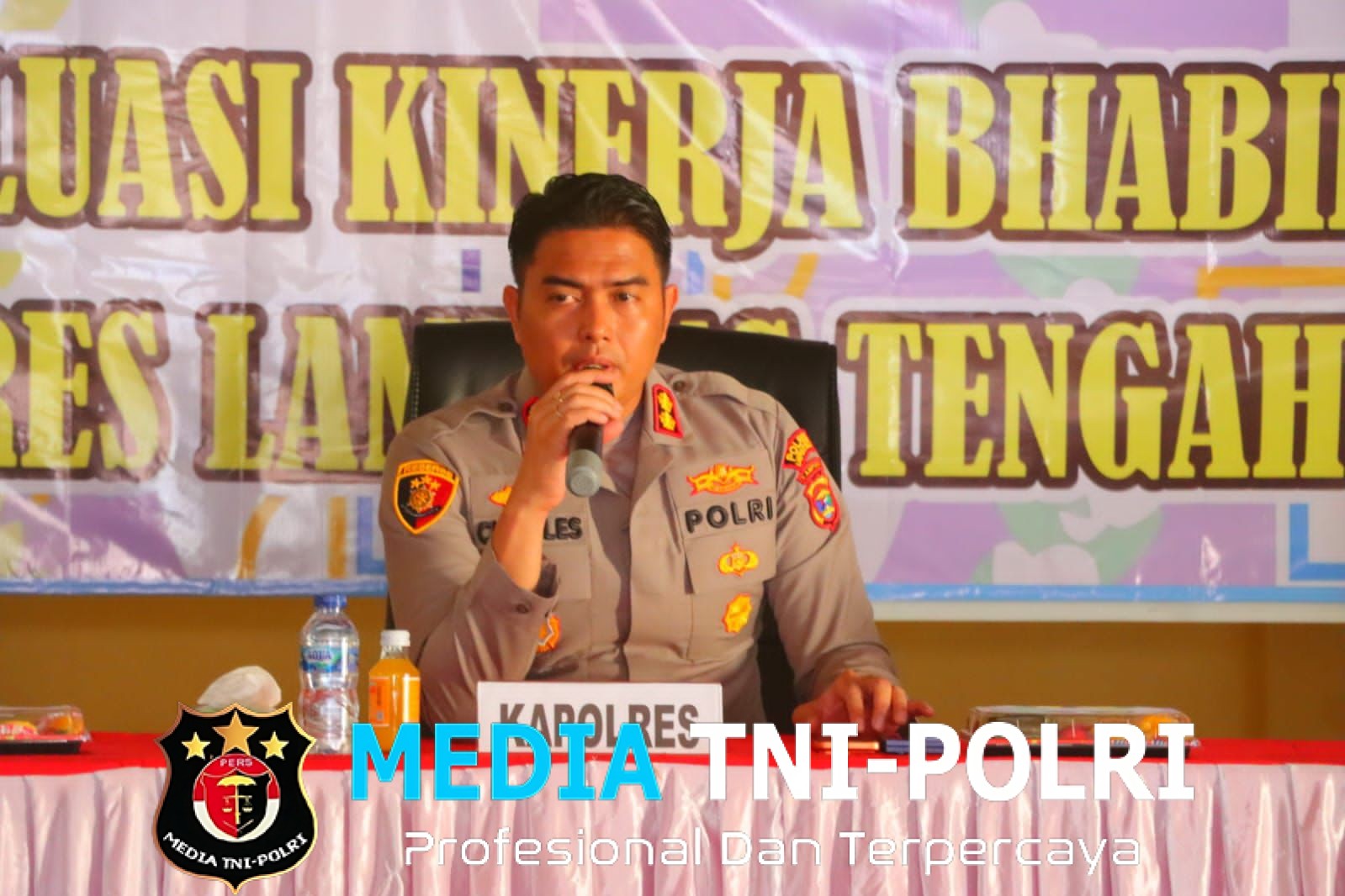Pimpin Anev, Kapolres Lampung Tengah Tekankan Peran Bhabinkamtibmas Sebagai Ujung Tombak Pelayanan Masyarakat
