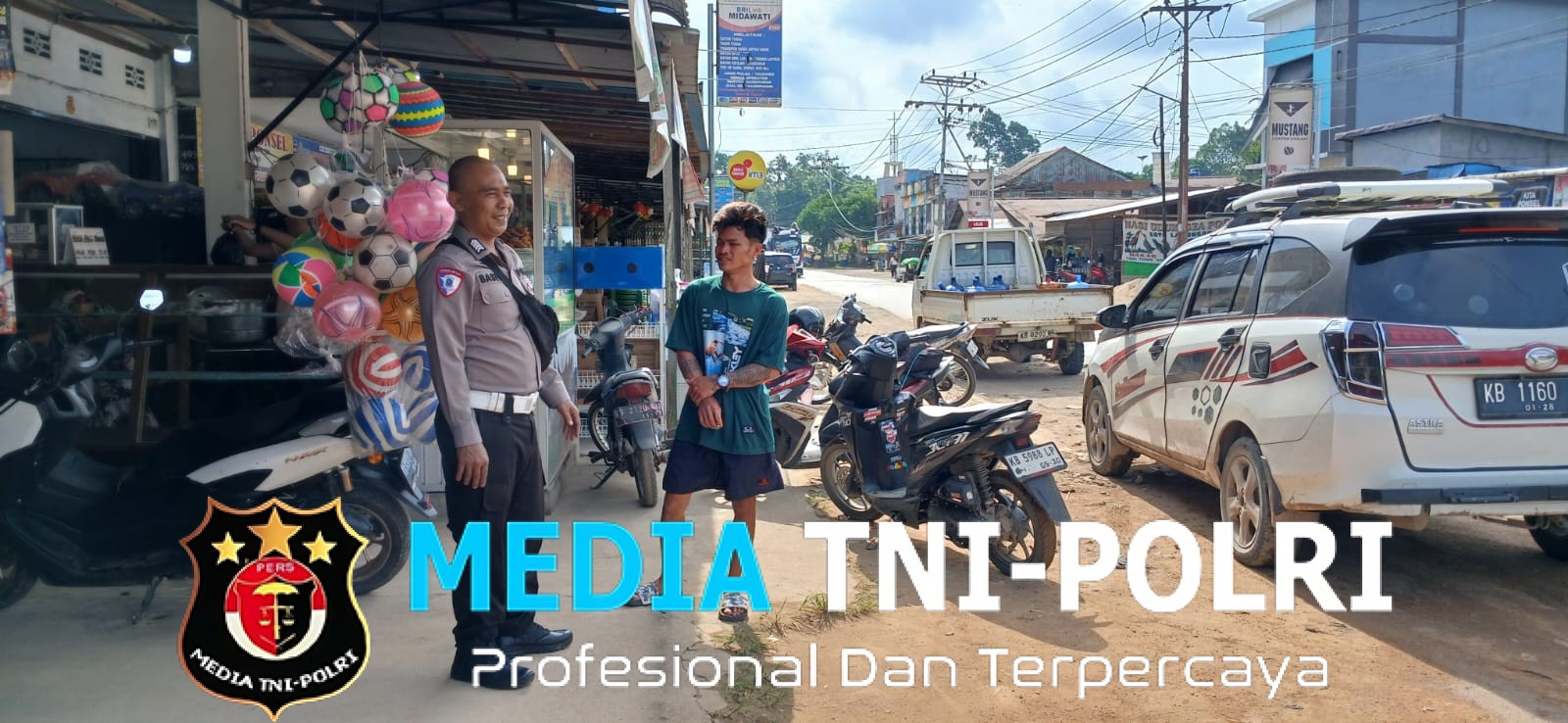 Jalin Kedekatan dengan Masyarakat, Kanit Lantas Polsek Mempawah Hulu Sampaikan Pesan Kamtibmas