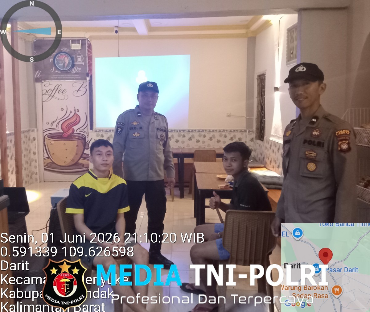 Laksanakan Patroli Malam Samapta Polsek Menyuke Berikan Imbauan Kamtibmas Kepada Warga