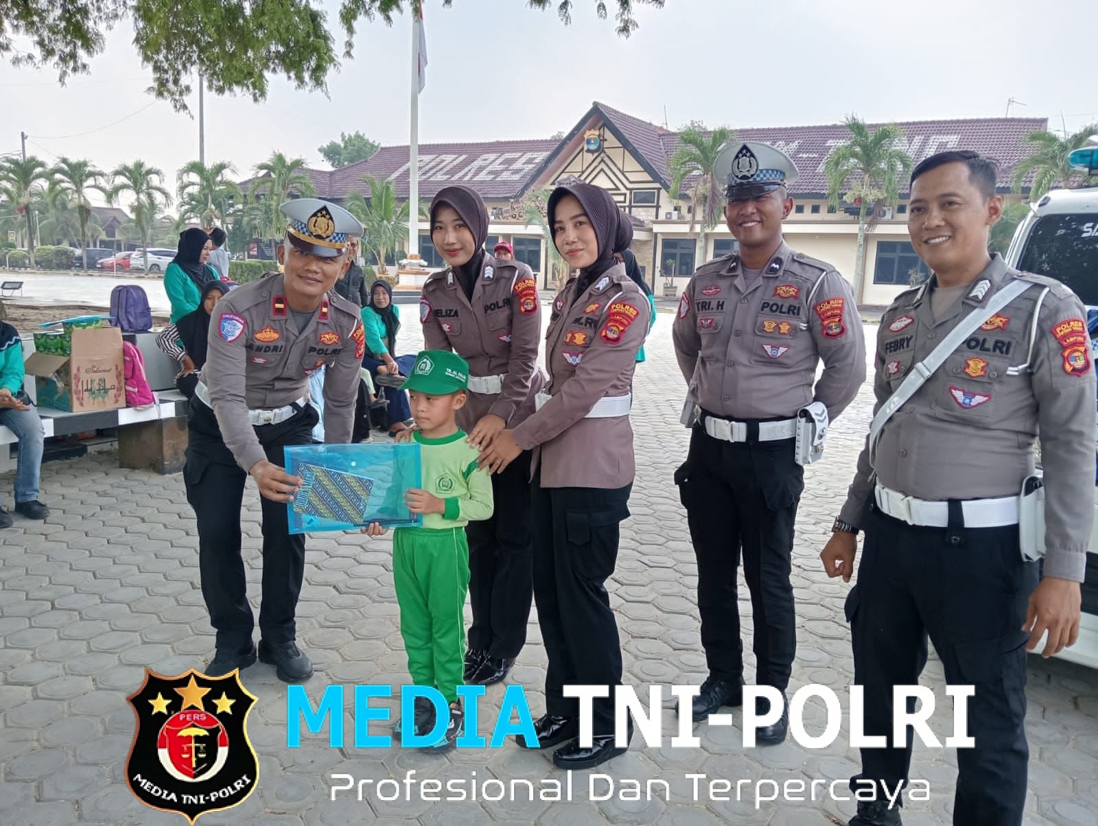 Penuh Keceriaan, Murid TK Al Falah Kunjungi Polres Lampung Tengah Lewat Program Polsana