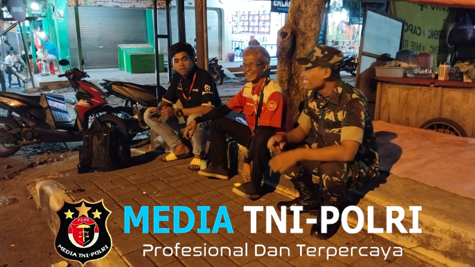 Patroli Malam TNI di Jatisrono, Wujud Nyata Menjaga Keamanan dan Kenyamanan Warga