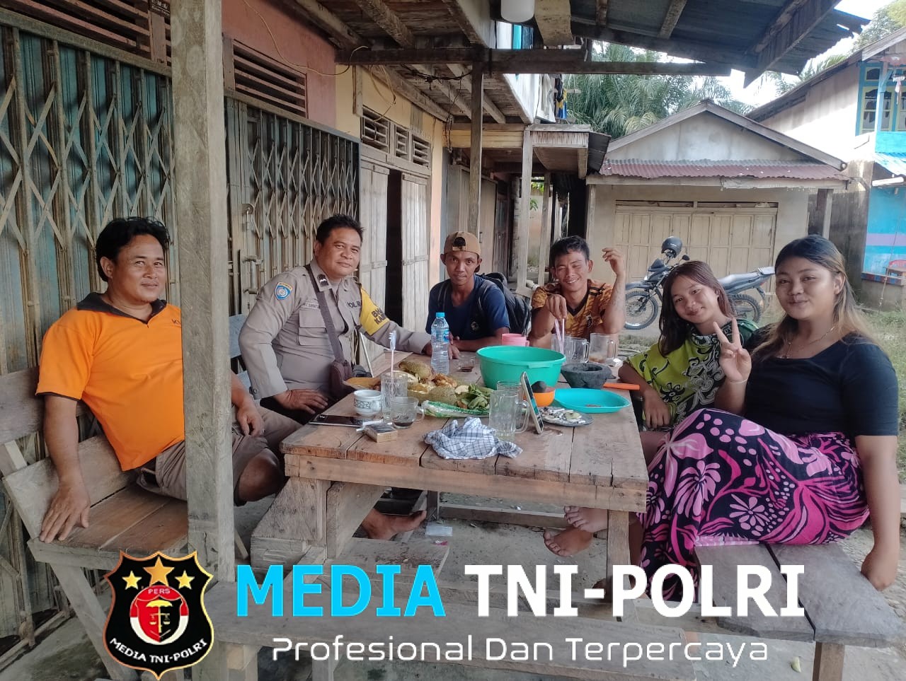 Sambangi Warga Binaan, Bhabinkamtibmas Kuala Behe Ajak Masyarakat Bersatu Cegah Balap Liar dan Jaga Kamtibmas
