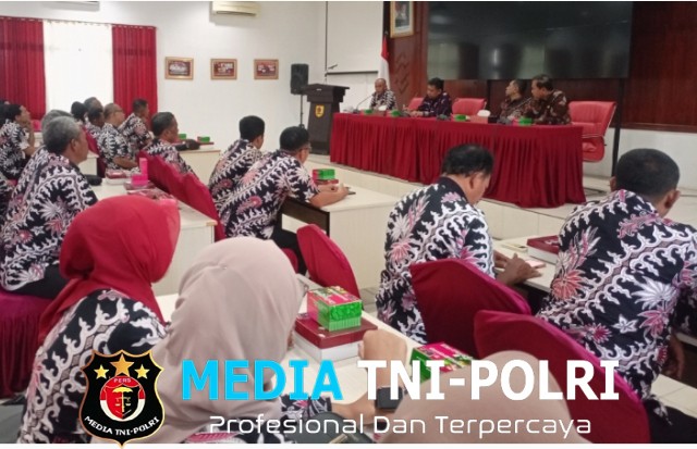 Persatuan Perangkat Desa Indonesia (PPDI) Kecamatan Selogiri Tuntut Camat Selogiri Mundur Dari Jabatannya