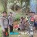 Personel Polsek Mempawah Hulu Bersama Koramil Pantau Ritual Adat Tutup Saka/Balalak Pantang Nagari tahun 2026