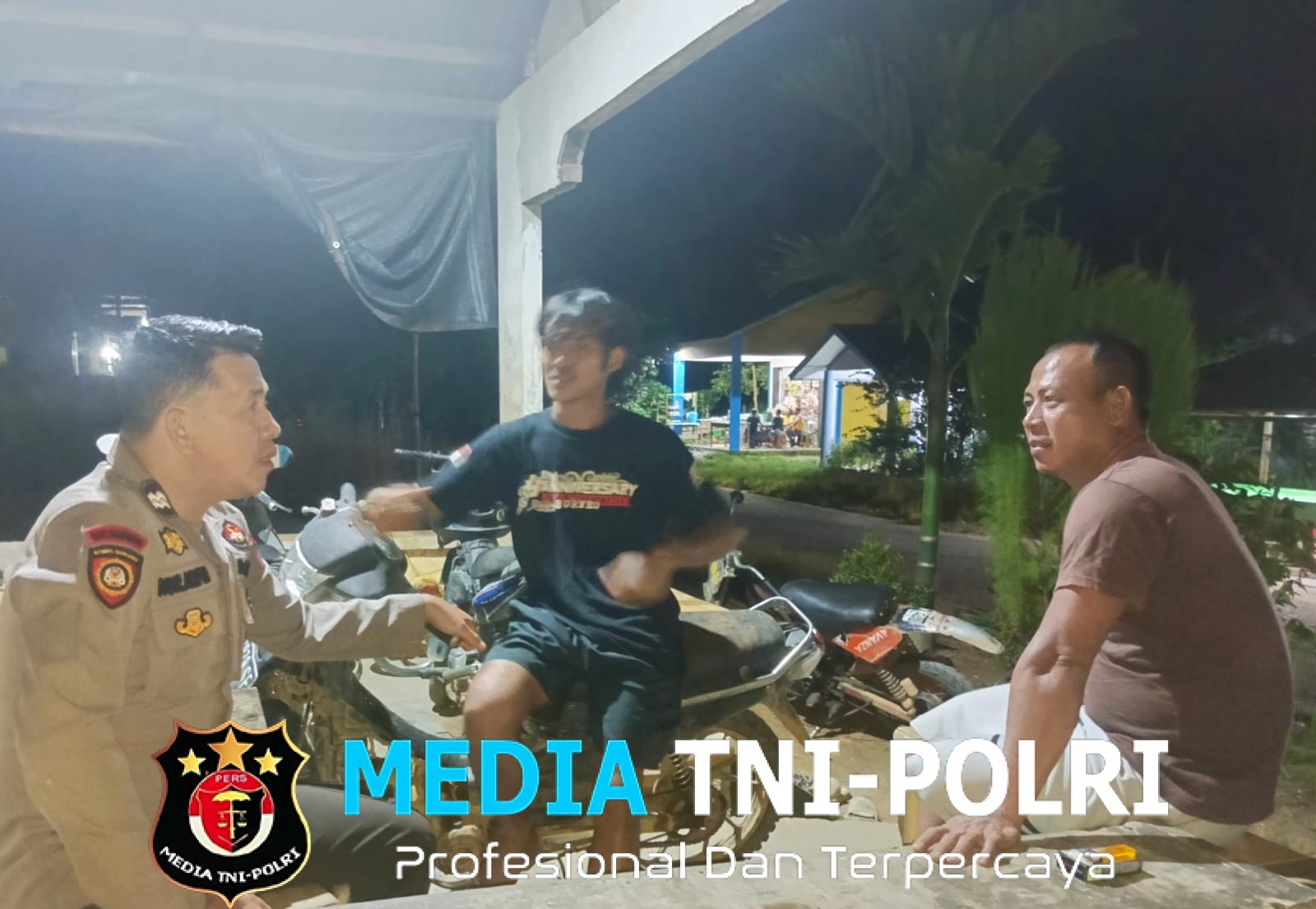 Patroli Dialogis Polsek Sebangki, Ciptakan Rasa Aman Lewat Obrolan Penuh Keakraban