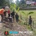 Bahu Membahu di Lokasi Talud, Tri Mawardi Kobarkan Semangat Gotong Royong