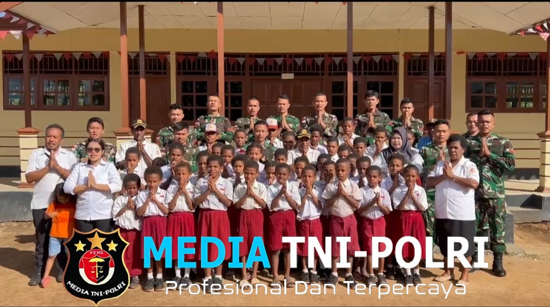 Presiden RI bersama KASAD Renovasi Sekolah di SD Negeri Bade di Kampung mememu, Distrik Edera Kabupaten Mappi melalui Satgas Yonif 123/Rajawali