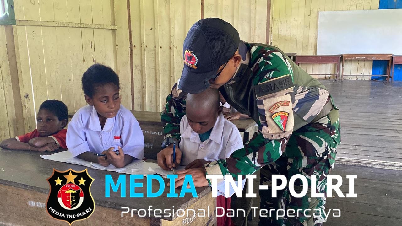 Satgas Yonif 123/Rajawali Tanamkan Semangat Belajar Generasi Papua Lewat Program Gadik di SD Inpres Basim