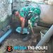 Wujud Kemanunggalan TNI, Babinsa Rejoso Gotong Royong Renovasi MCK Warga Binangun