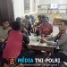 Waspada Kejahatan Mengintai! Polisi Titip Pesan Kamtibmas di Balik Obrolan Warga