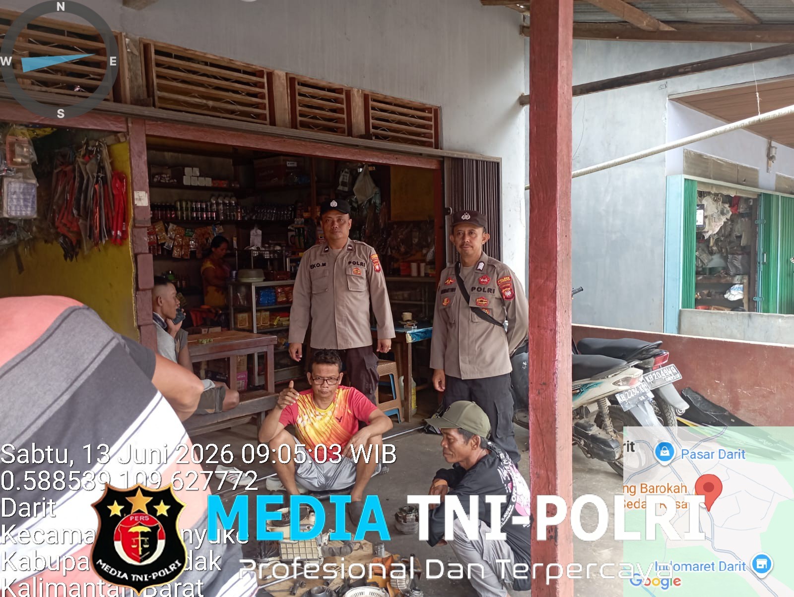 Memberi Imbauan Kepada Warga Saat Samapta Polsek Mentuke Laksanakan Patroli Siang