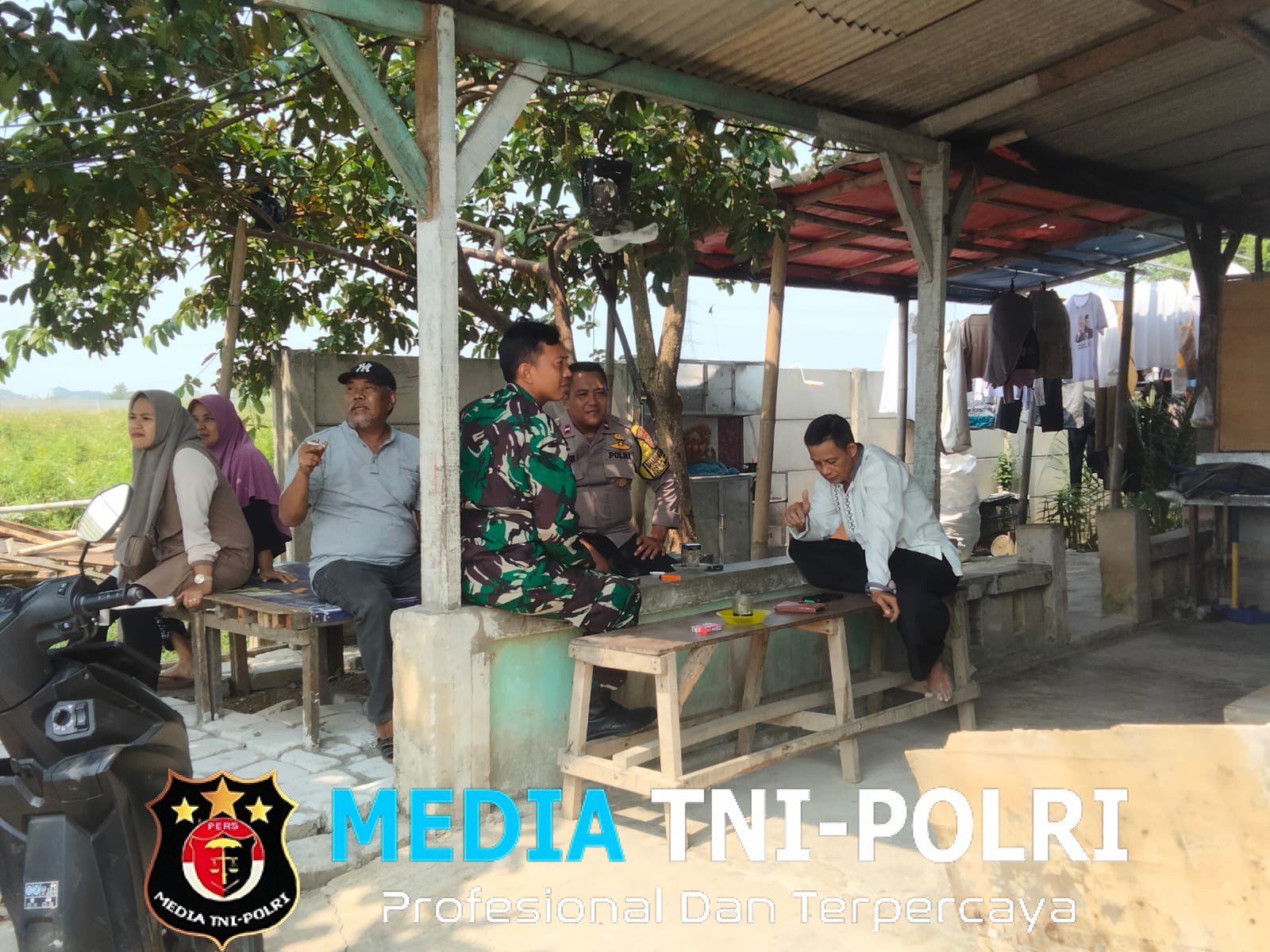 Jaga Jakarta Jaga Bekasi On The Spot di Srijaya, Bhabinkamtibmas Gandeng Tokoh Agama Cegah Kenakalan Remaja