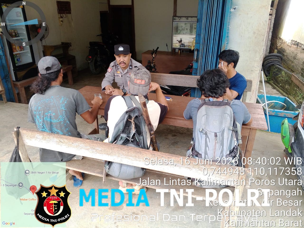 Wujudkan Situasi Kondusif, Polisi Sambangi Warga dan Berikan Edukasi Kamtibmas