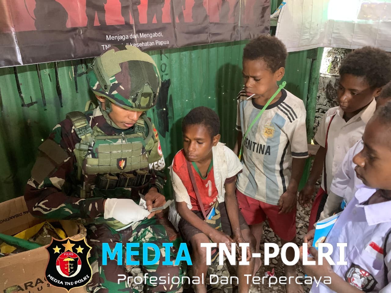 Anak Papua Sehat dan Cerdas, Satgas Yonif 521/DY Tanamkan Pola Hidup Sehat Sejak Dini Melalui Edukasi dan Pemeriksaan Kesehatan di Bolakme