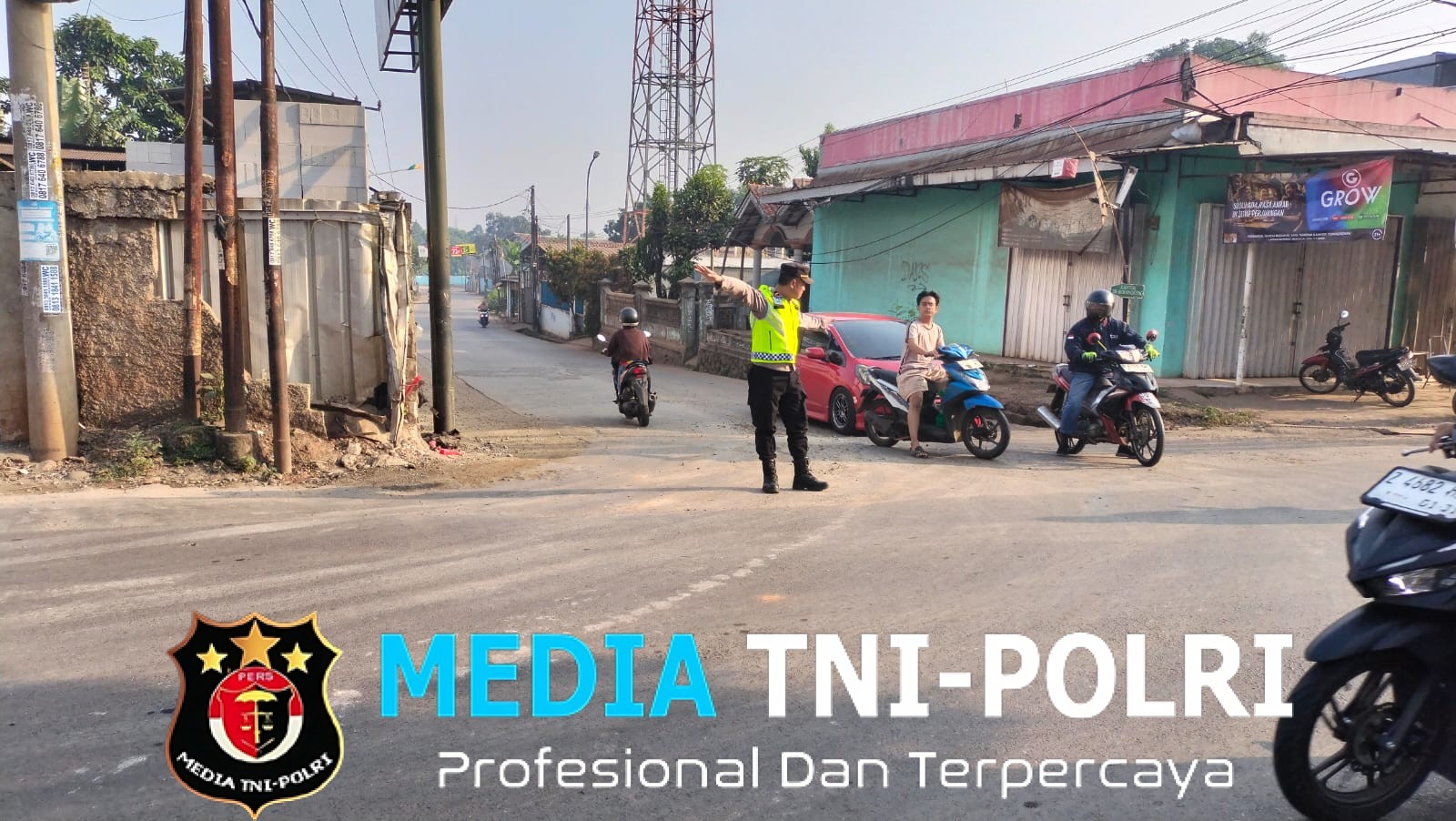 Jaga Jakarta Jaga Bekasi, Polsek Setu Hadir di Jalur Setu–Cileungsi Bantu Lancarkan Arus Pagi