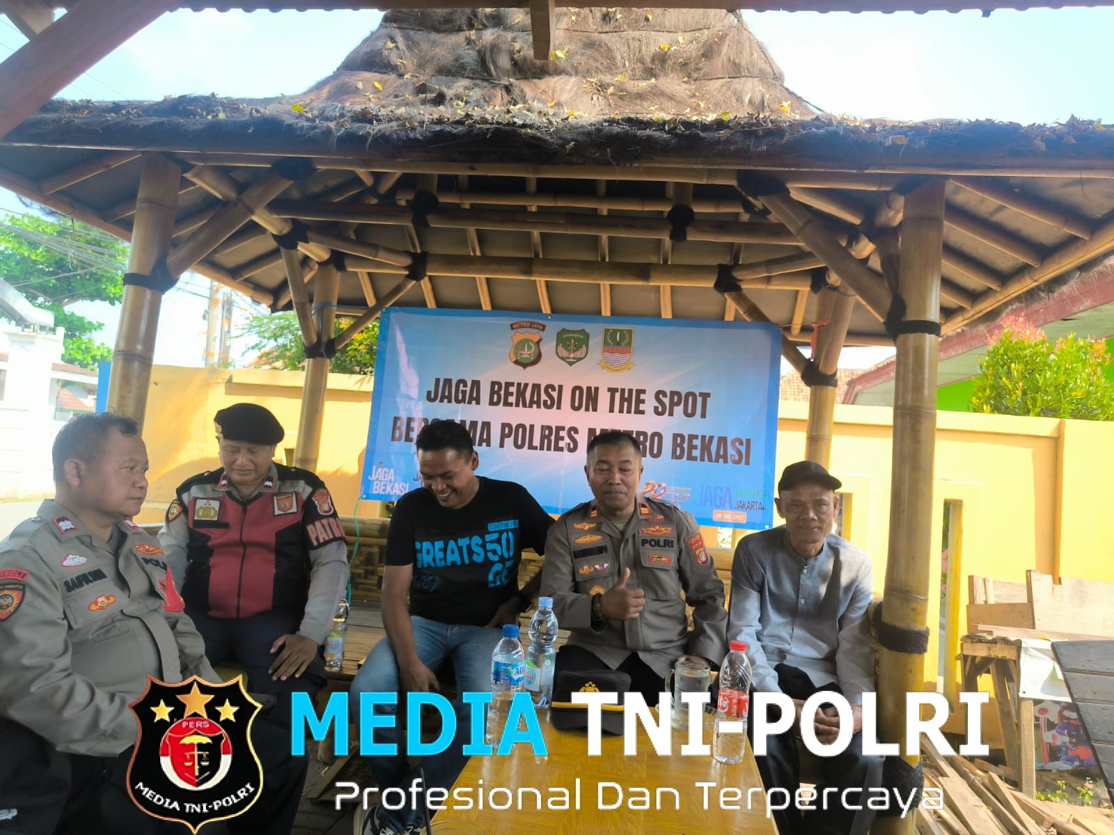 Jaga Jakarta Jaga Bekasi On The Spot, Wakapolsek Serang Baru Serap Aspirasi Warga Jayasampurna