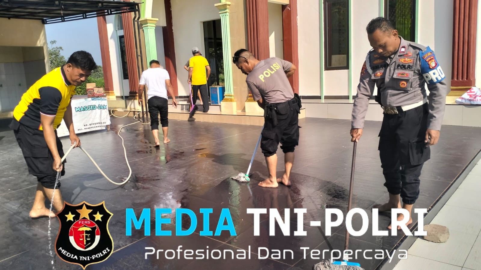 Jaga Jakarta Jaga Bekasi, Polsek Muara Gembong Gelar Bhakti Religi di Masjid Nurul Ikhwan