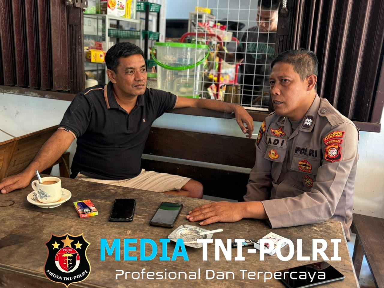 Hangatnya Silaturahmi Polsek Mandor Patroli Dialogis Jumat Ini Penuh Canda Tawa