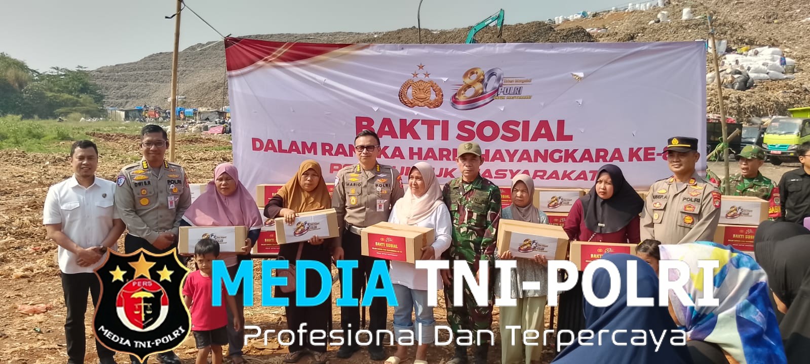 Jaga Jakarta Jaga Bekasi, Korlantas Polri dan Polsek Setu Salurkan 500 Paket Bansos untuk Warga Burangkeng
