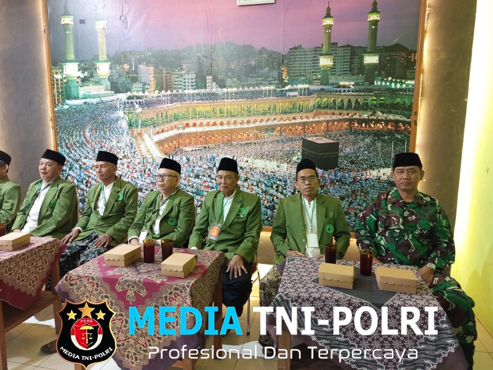 Jamaah Haji Andong dan Kemusu Disambut Haru, Koramil 15/Andong Hadiri Upacara Penerimaan Haji