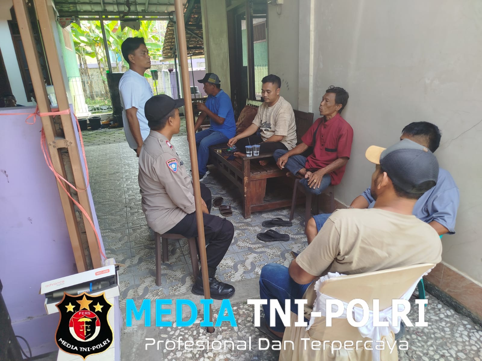 Jaga Jakarta Jaga Bekasi, Bhabinkamtibmas Kedungwaringin Ajak Warga Aktifkan Siskamling