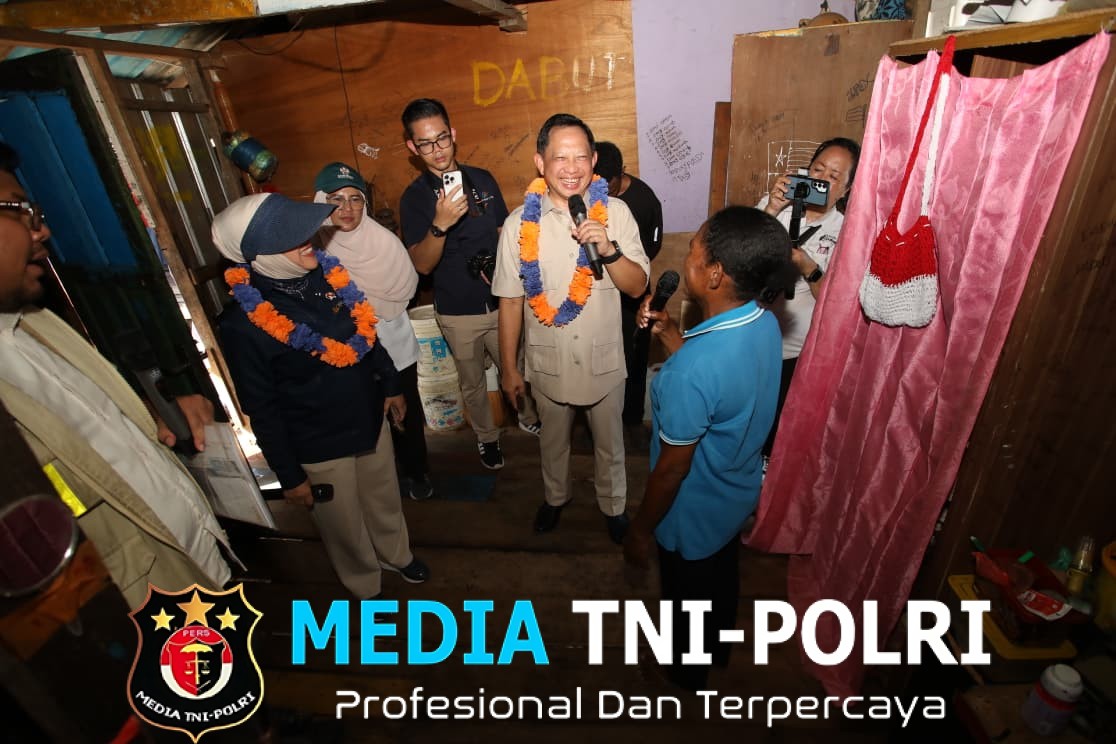 Usai Sambangi Program Perumahan di Skouw, Mendagri Cek BSPS di Kampung Nelayan Tanjung Ria