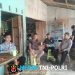 Cara Humanis Polisi Dekati Masyarakat, Duduk Santai dan Berbagi Pesan Keamanan