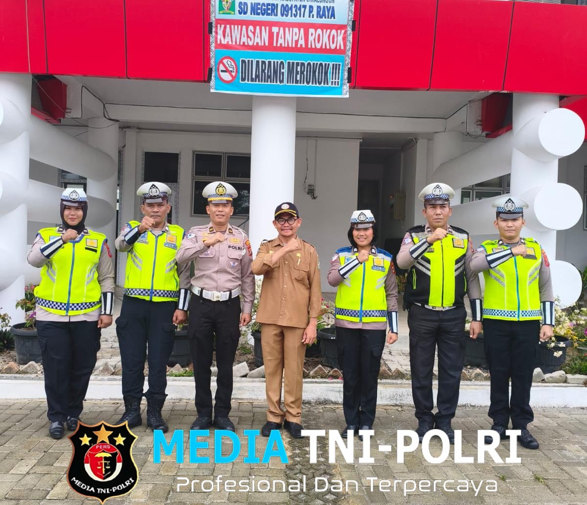 Dedikasi Tinggi, Kanit Gakkum Lantas Polres Simalungun Jadi Irup, Ajarkan Keselamatan Berlalu Lintas ke Siswa SD