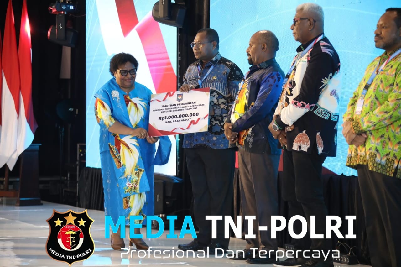 Wamendagri Ribka Haluk Apresiasi Pemda Berprestasi di Papua, Dorong Peningkatan Tata Kelola Pemerintahan