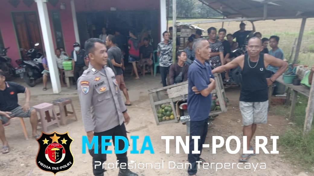 Patroli Rutin Siang Hari, Personel Polsek Menjalin Ajak Warga Jaga Kamtibmas
