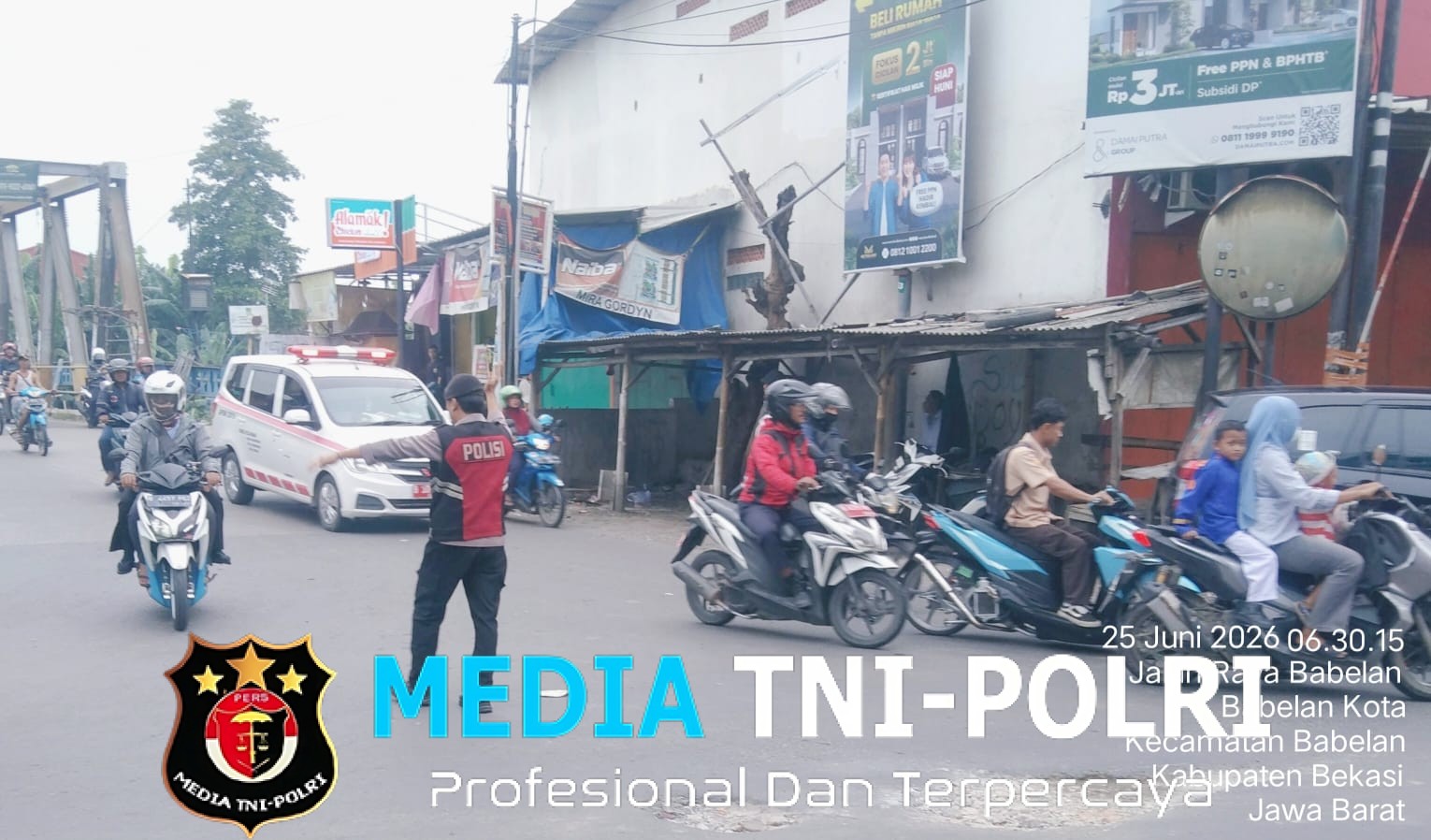 Jaga Jakarta Jaga Bekasi, Polsek Babelan Atur Arus Pagi di Pertigaan Jembatan Besi