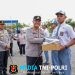 Sentuhan Humanis di Hari Bhayangkara ke-80, Kapolda Jateng dan Forkopimda Sukoharjo Bagikan 1000 Pasang Sepatu Gratis Bagi Pelajar