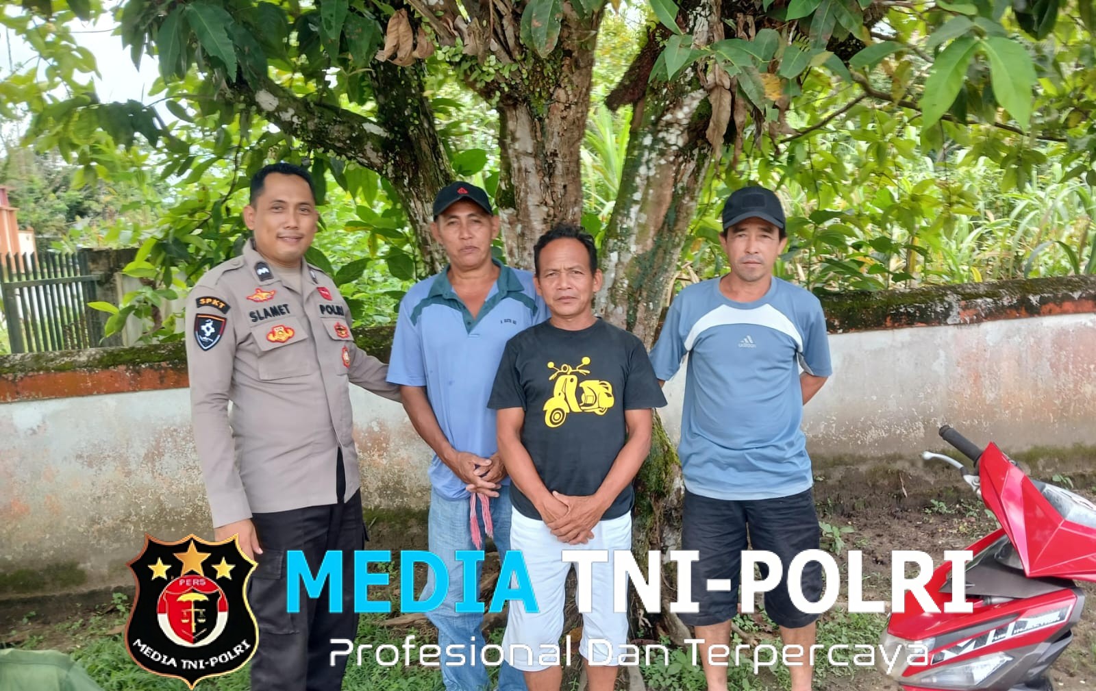 Patroli Rutin Siang Hari, Personel Polsek Menjalin Ajak Warga Jaga Kamtibmas