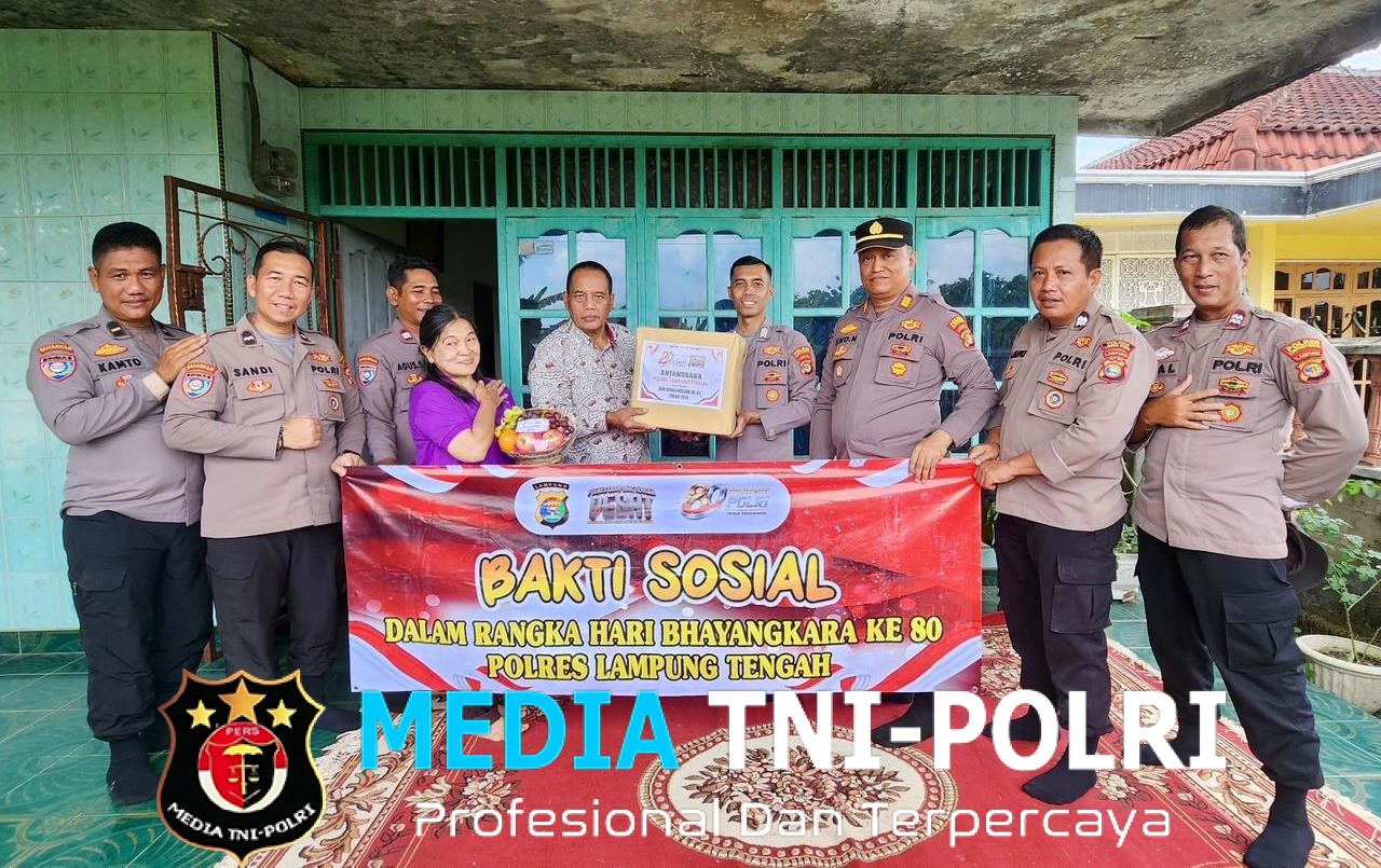 Sambut Hari Bhayangkara ke-80, Polres Lampung Tengah Anjangsana dan Salurkan Bantuan untuk Purnawirawan serta Warakawuri