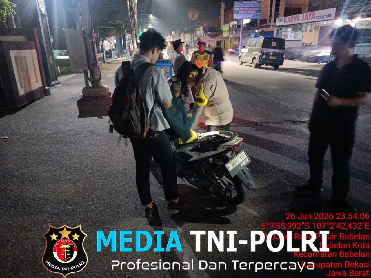 Jaga Jakarta Jaga Bekasi, Patroli Polsek Babelan Gelar OKJ di Pasar Babelan