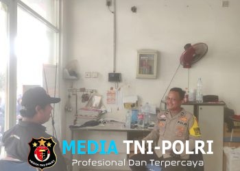 Bhabinkamtibmas Srimukti Pantau Pasokan BBM di SPBU Gabus Raya