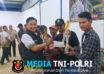 Turnamen Gaple Kapolres Tanggamus Cup 2026 Meriahkan Hari Bhayangkara ke 80 Berakhir, Ari-Azad Raih Juara Pertama