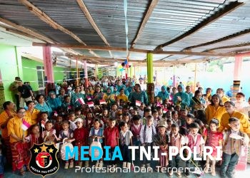 Kunjungi TK Dharma Wanita Kefamenanu, Ketum TP PKK Tekankan Pentingnya Peran Keluarga
